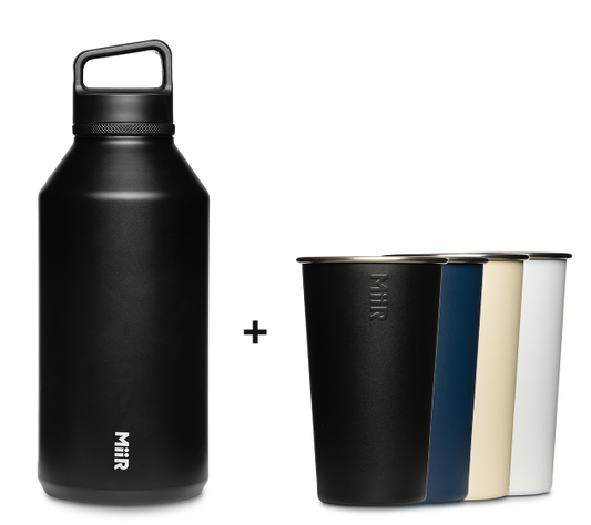 64oz-wm-bottle-4x-pint-cups-u6 64oz-bundle-04.png