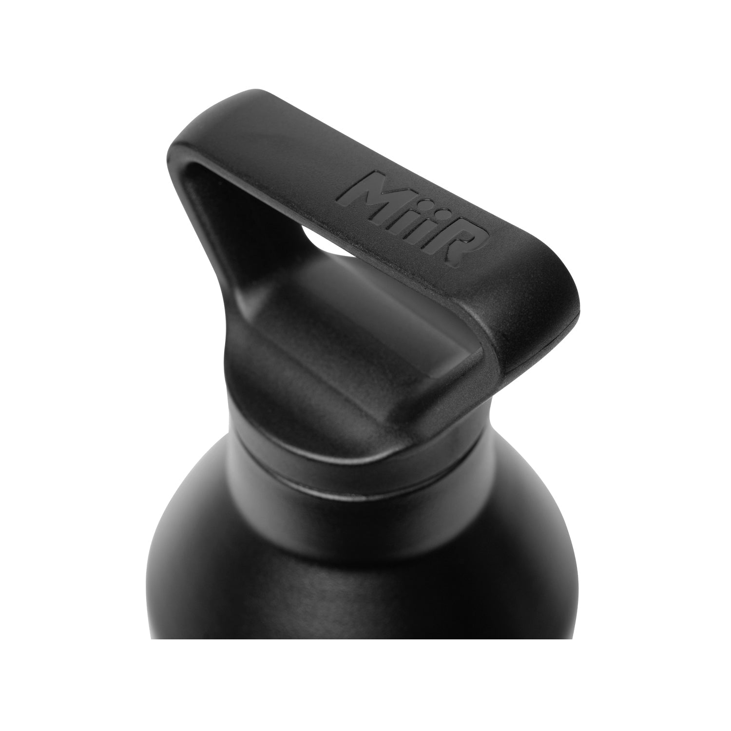 23oz-vacuum-insulated-bottle-r4 Narrow_Mouth_Black_Studio_1020_402286_45Deg_2__402286__NMB1SV23002_1.jpg