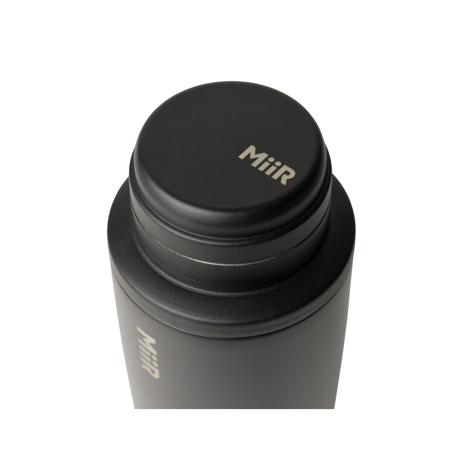 cocktail-shaker-lid-b9 Shaker_Lid_Black_Studio_1021_45Deg_Lid_On-1__CSL1SNOS002.jpg