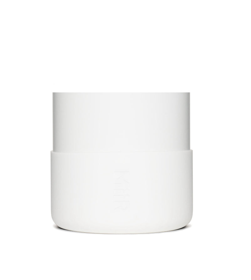 silicone-boot-l4 Silicone_Boot_32oz_42oz_White_Studio_0821_On_Bottle_7c7df284-5bee-4f24-a031-14b02db7328f__SLB1PN34001.jpg