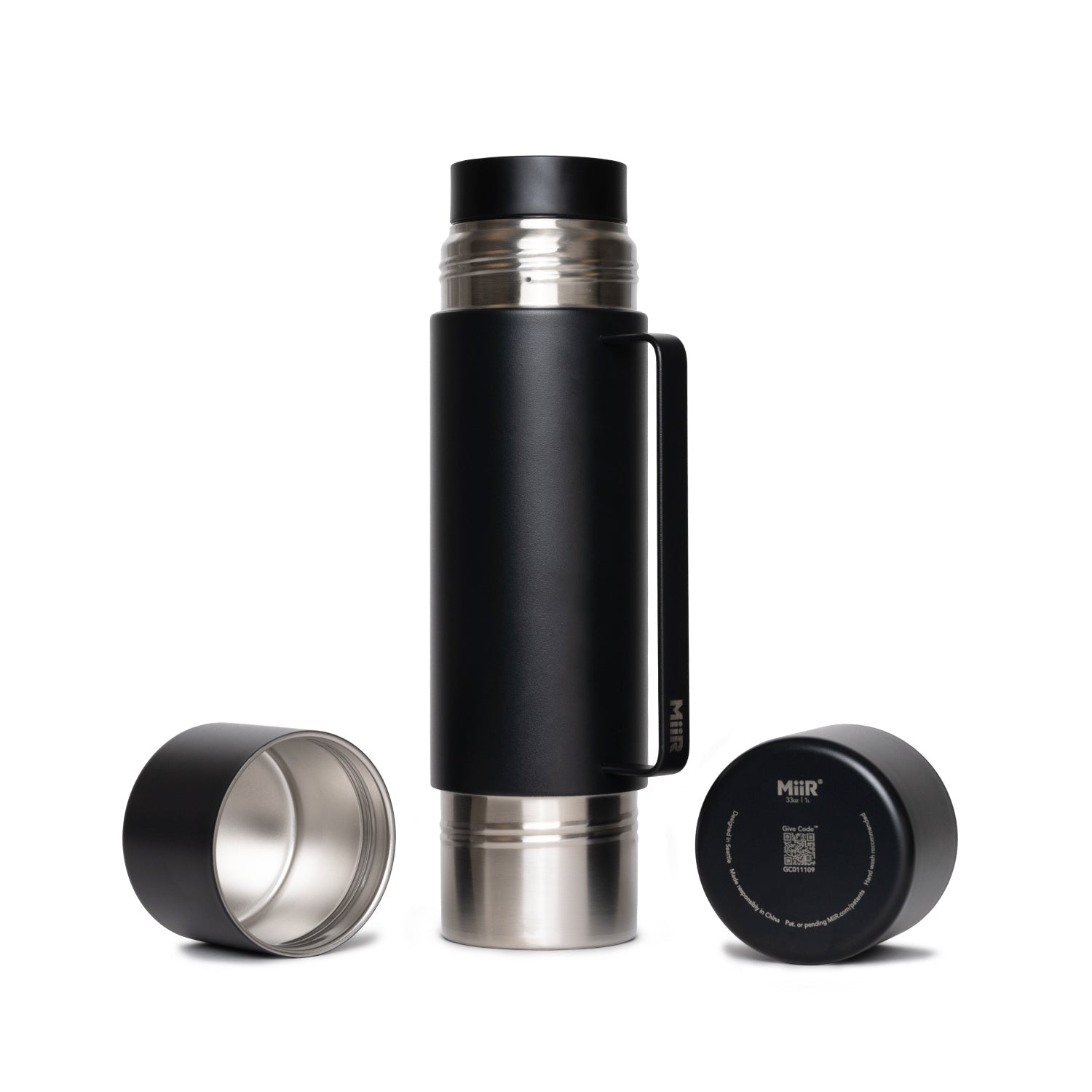 tomo-m8 Tomo_Black_Studio_0521_Cap_Staged__TOM1SV33002.jpg