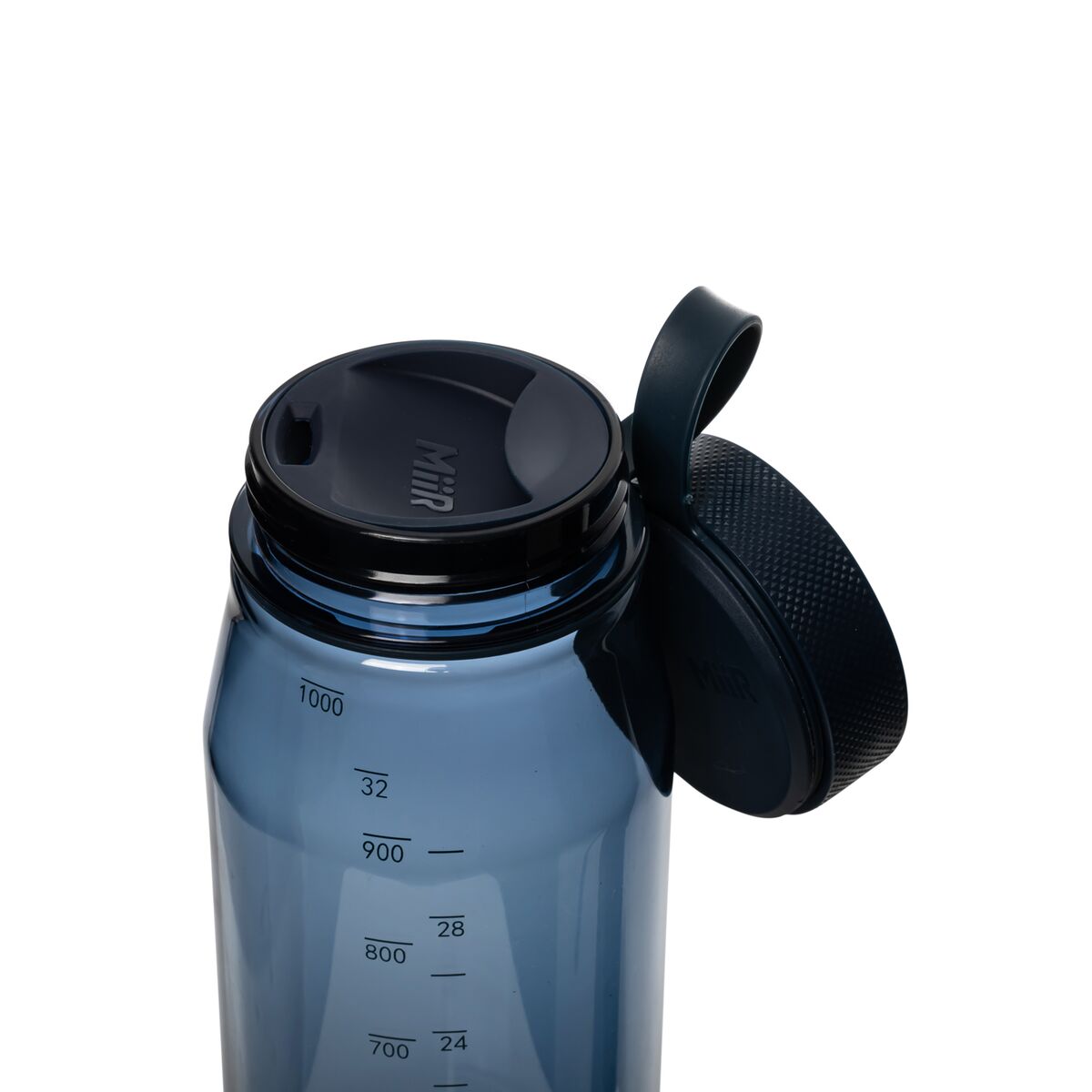 everywhere-bottle-y4 WebPDP-33oz_Everywhere_Bottle_TidalBlue__EWB1PN32215_X2Studio_TetherTwist.jpg