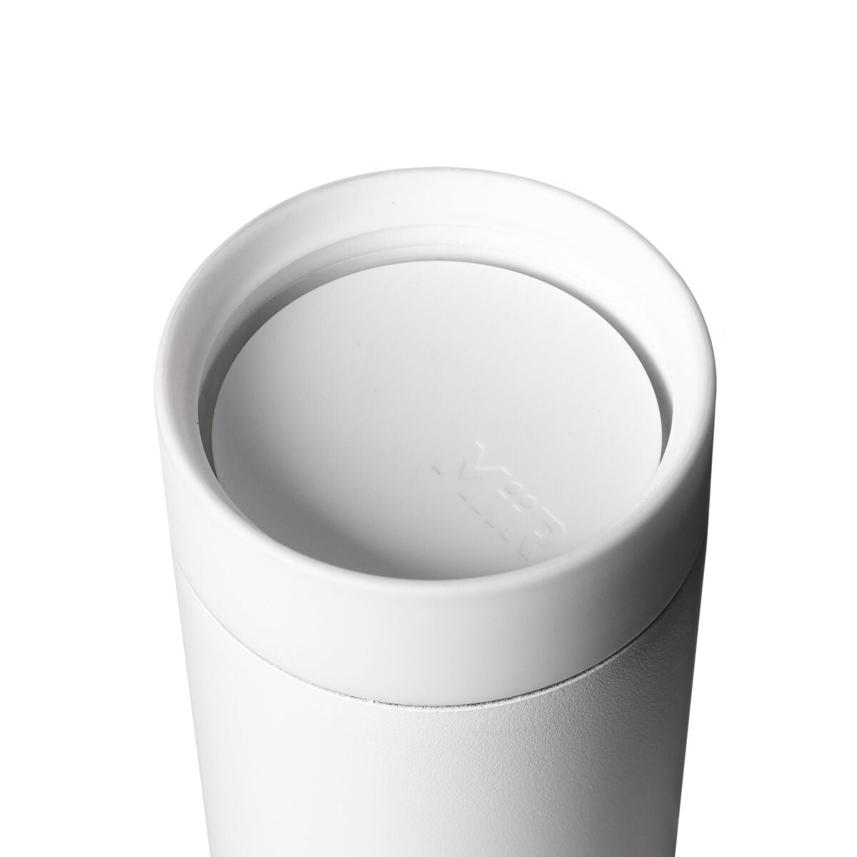 360-lid-g0 WebPDP-360_Lid_White__3602PNWM001_X2Studio_Closeup_Open.jpg