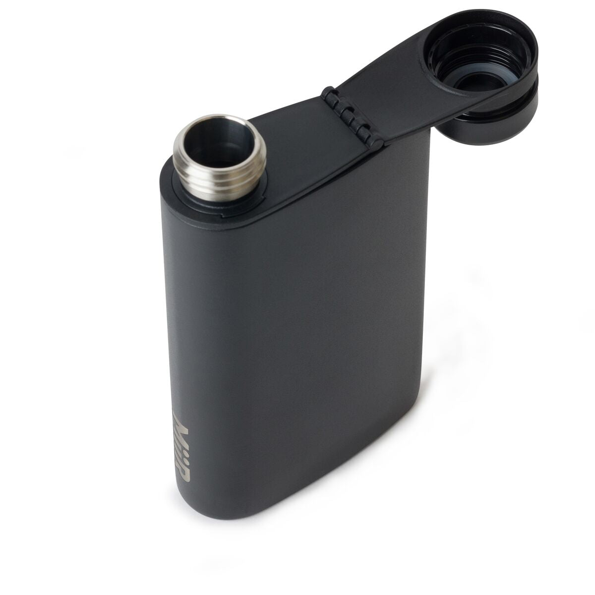 father-s-day-2026-flask-w5 WebPDP-Flask_Black_Studio_1022_45Deg_Open__FLK1SSOS002.jpg